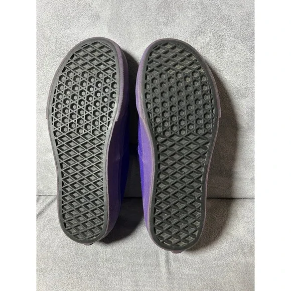 Vans Authentic Purple Canvas Low Top Sneakers Shoes US Men 5 Womens 6.5 - Picture 4 of 5